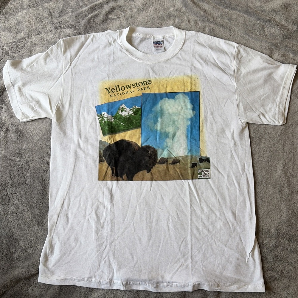 Mens L Gildan Heavy Cotton National Park Trust Yellowstone National Park T shirt